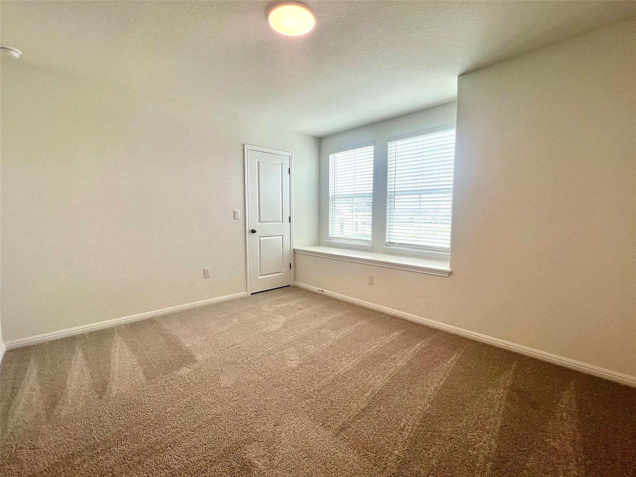 310 Young St Property Photo 11