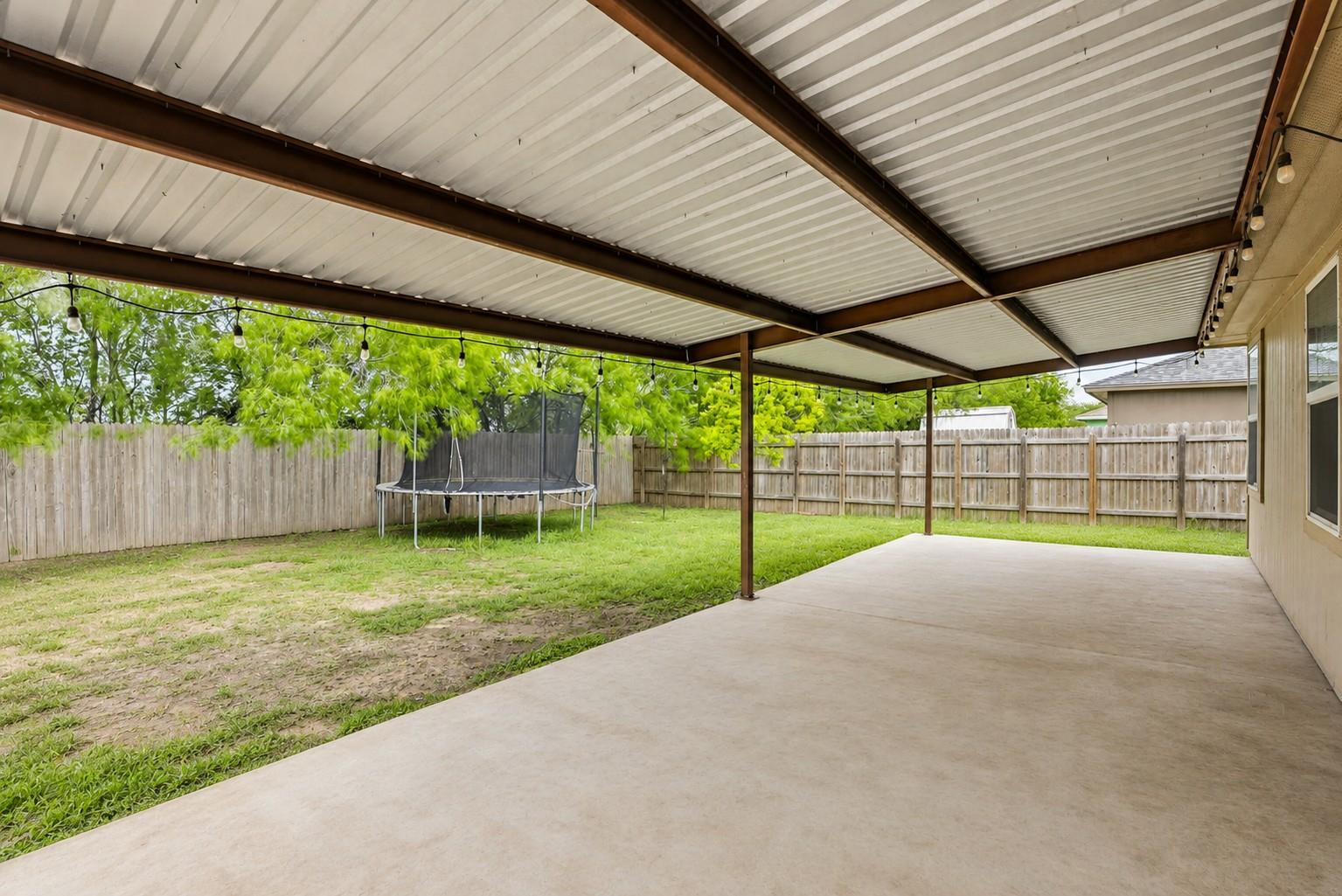 138 Talon Dr Property Photo 3