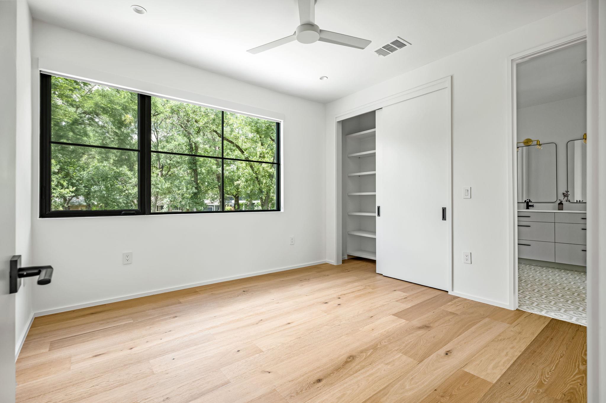 1102 Heritage Way Property Photo 26