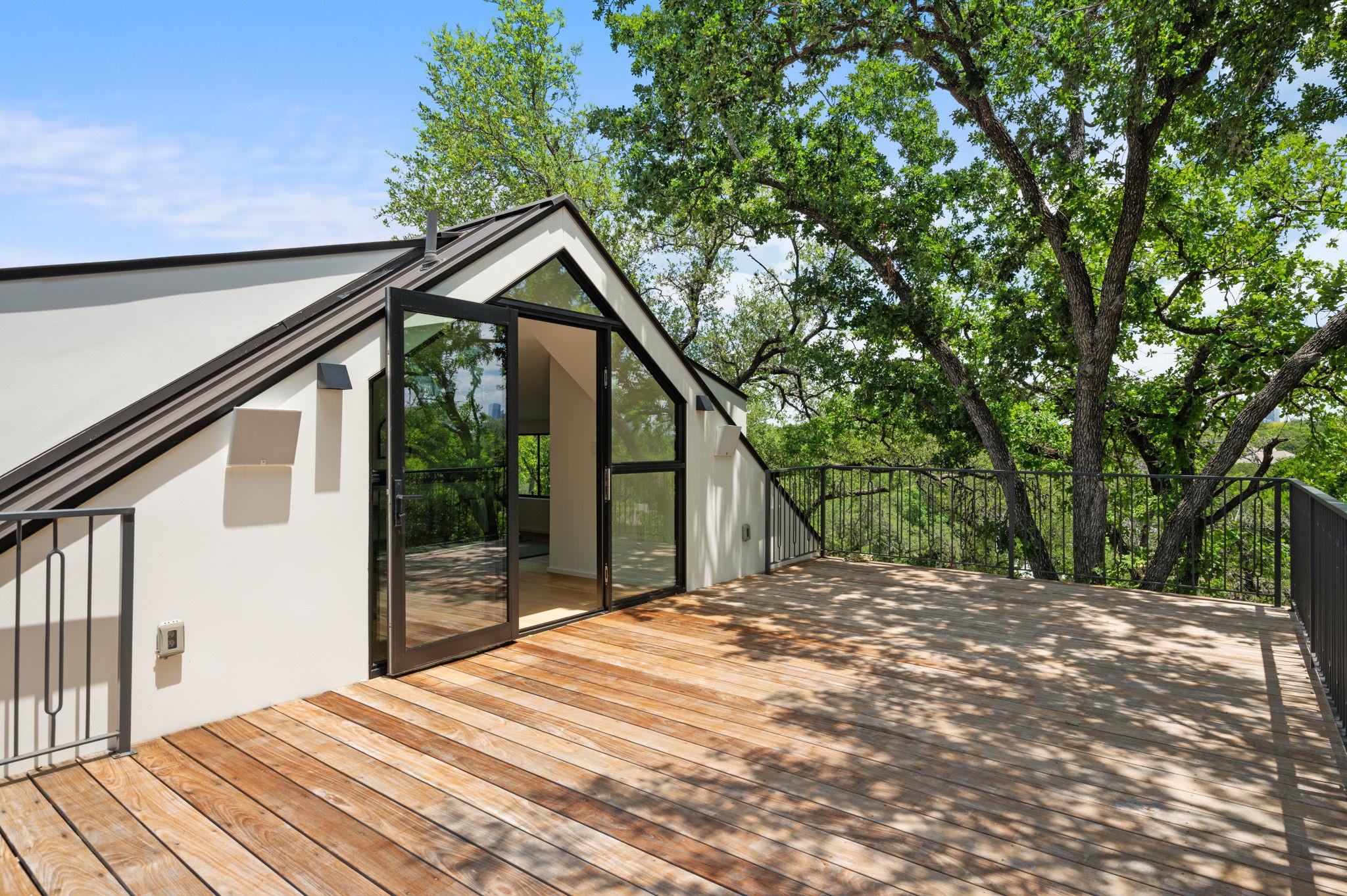 1102 Heritage Way Property Photo 29