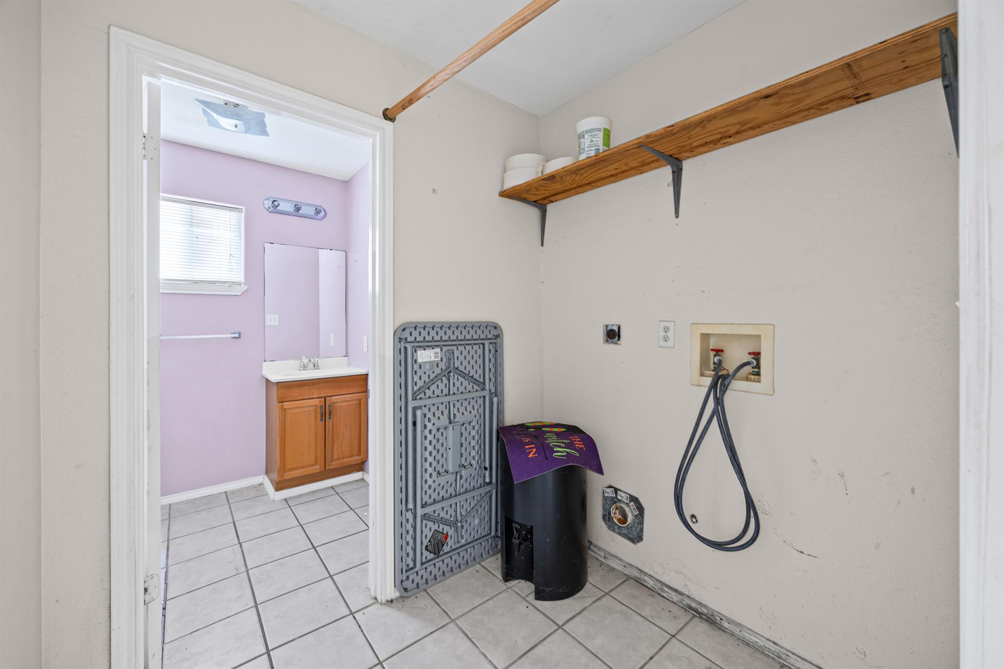 908 Vargas Rd Property Photo 21