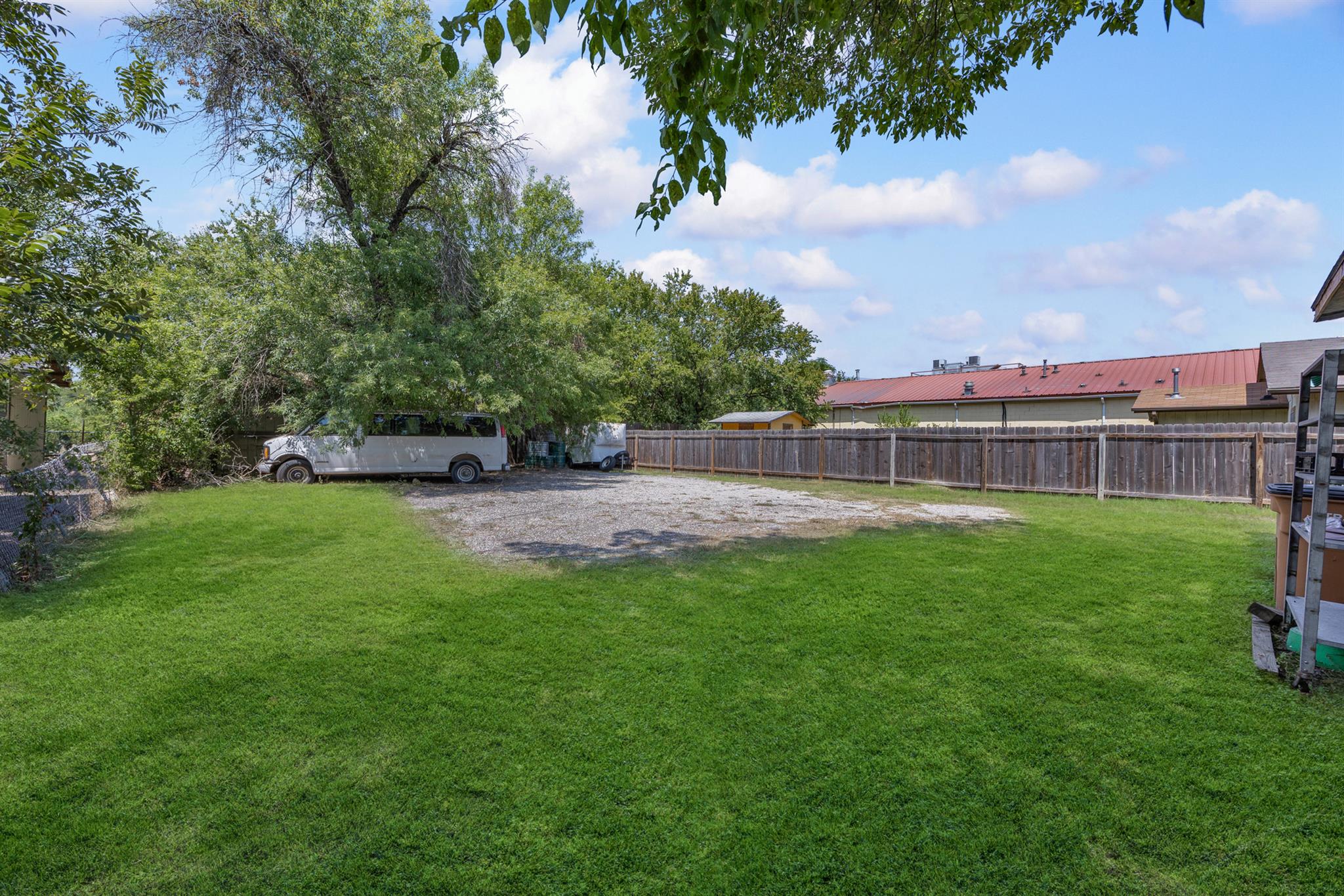 908 Vargas Rd Property Photo 28