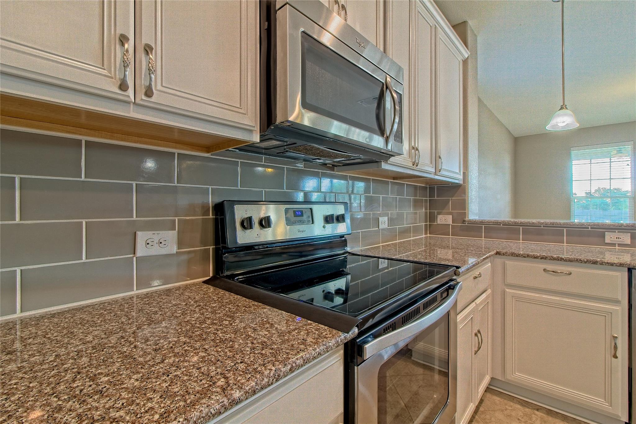 31443 Kingsway Rd Property Photo 16