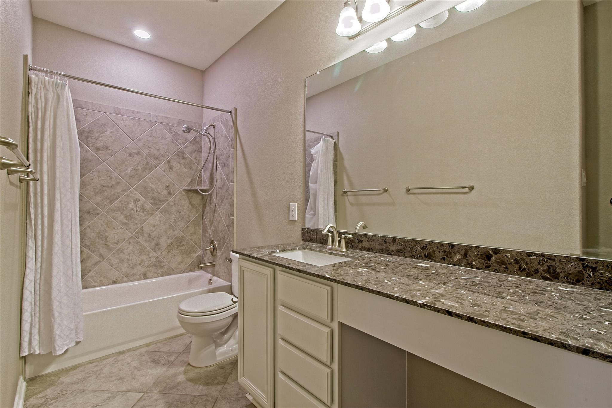 31443 Kingsway Rd Property Photo 23