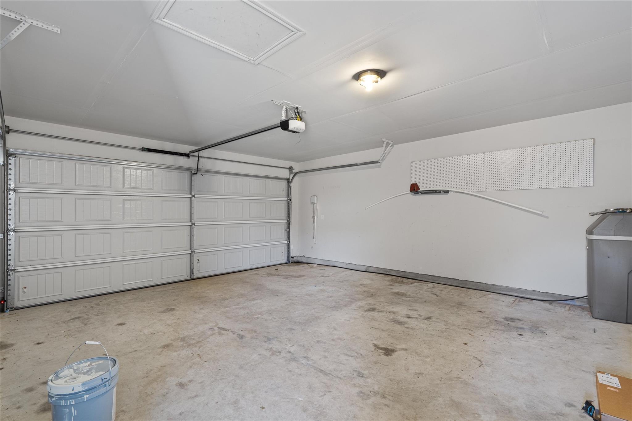 256 Pelican Bay Cir Property Photo 29
