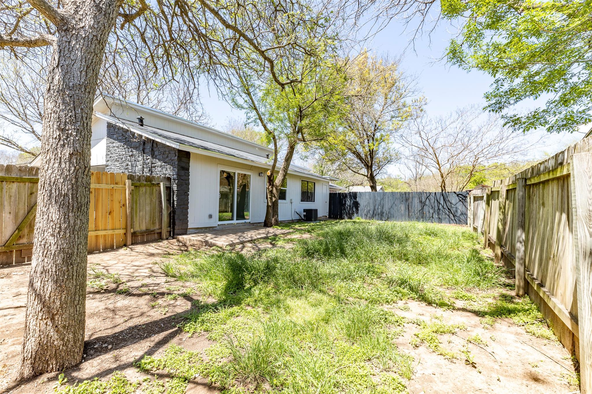 10309 Burmaster Ln Property Photo 3