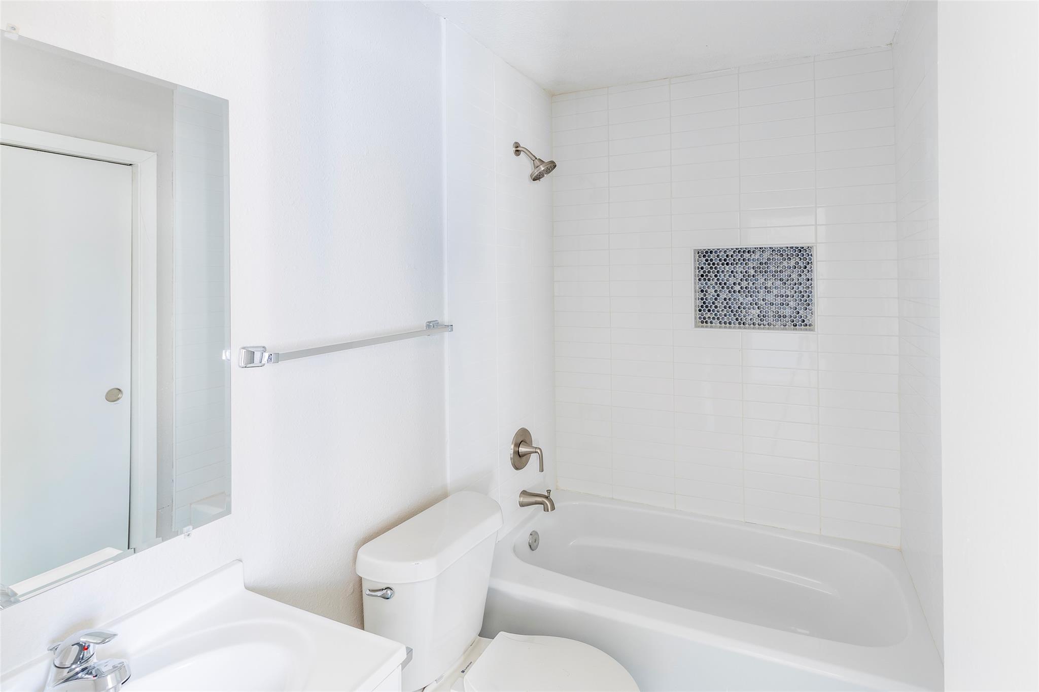10309 Burmaster Ln Property Photo 16