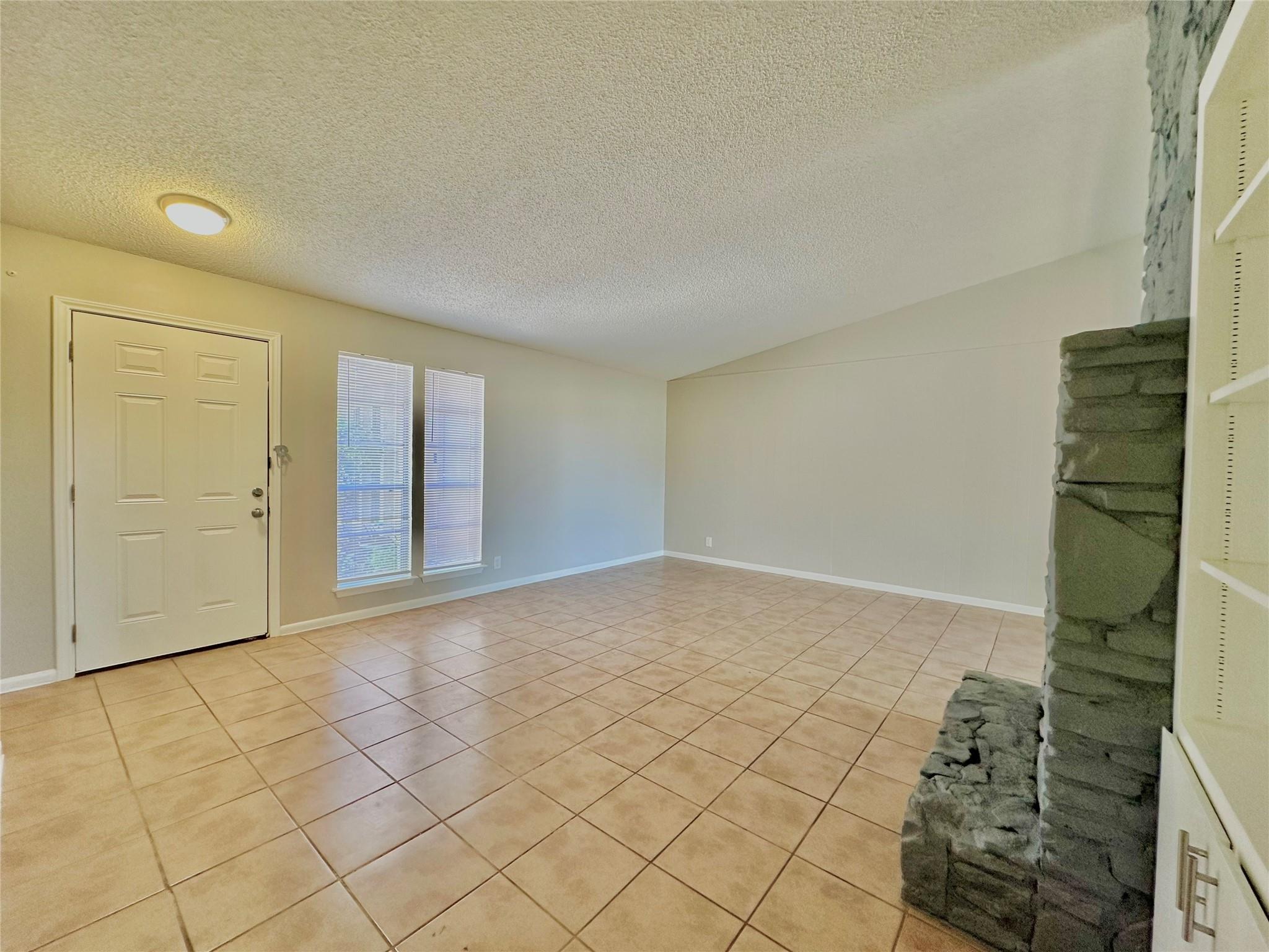 12310 Willow Wild Dr #b Property Photo 6