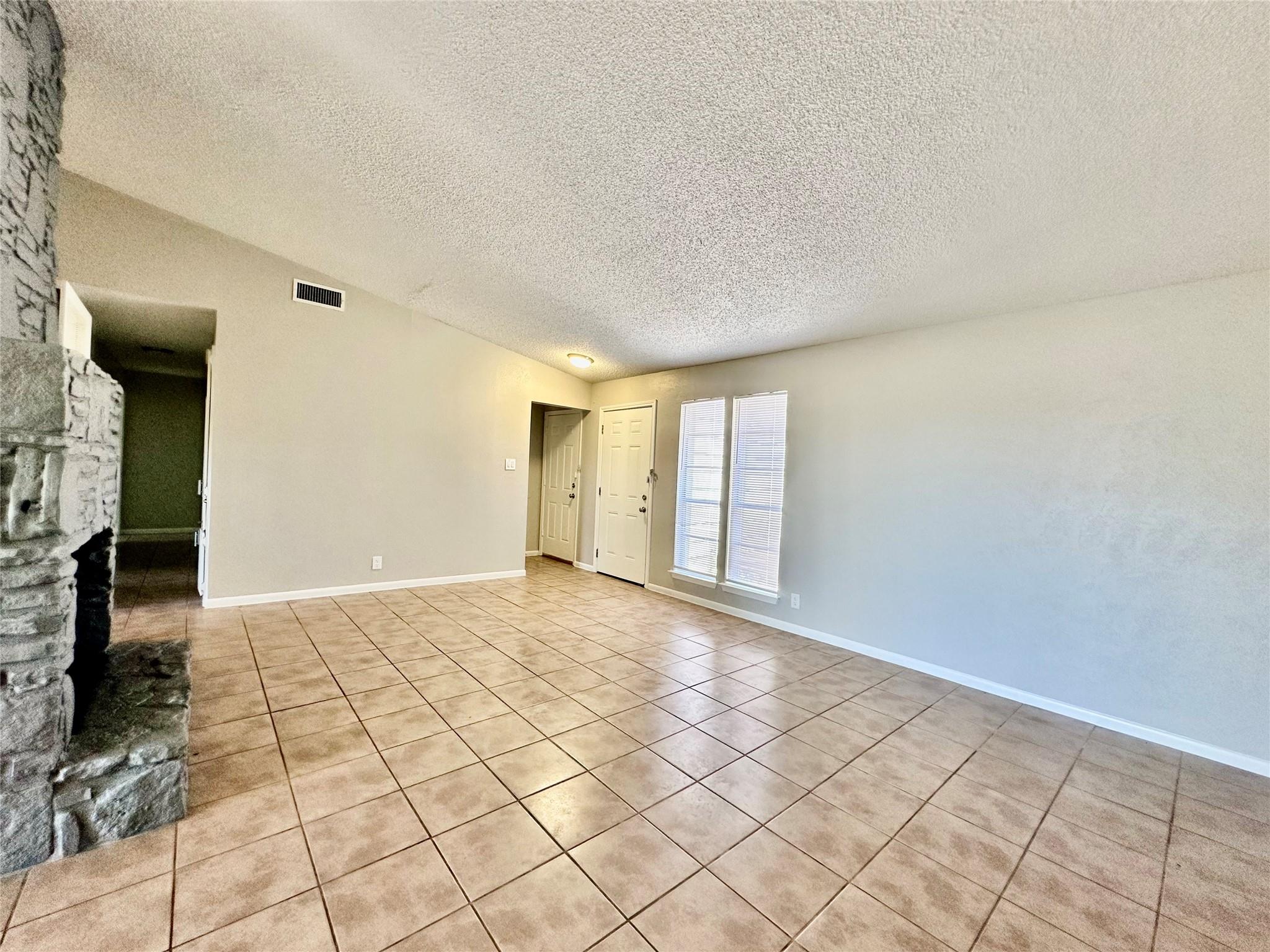12310 Willow Wild Dr #b Property Photo 7