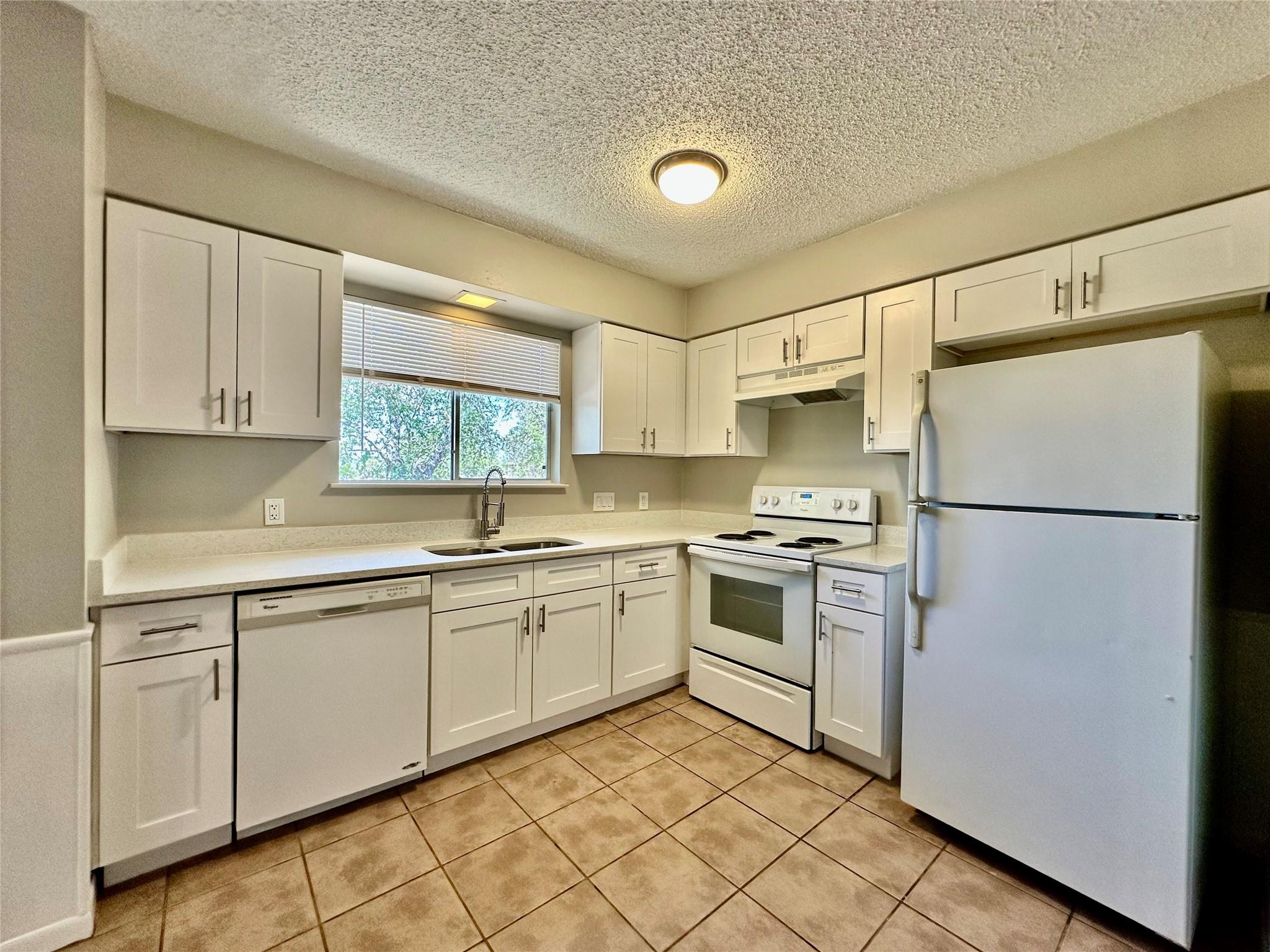 12310 Willow Wild Dr #b Property Photo 11
