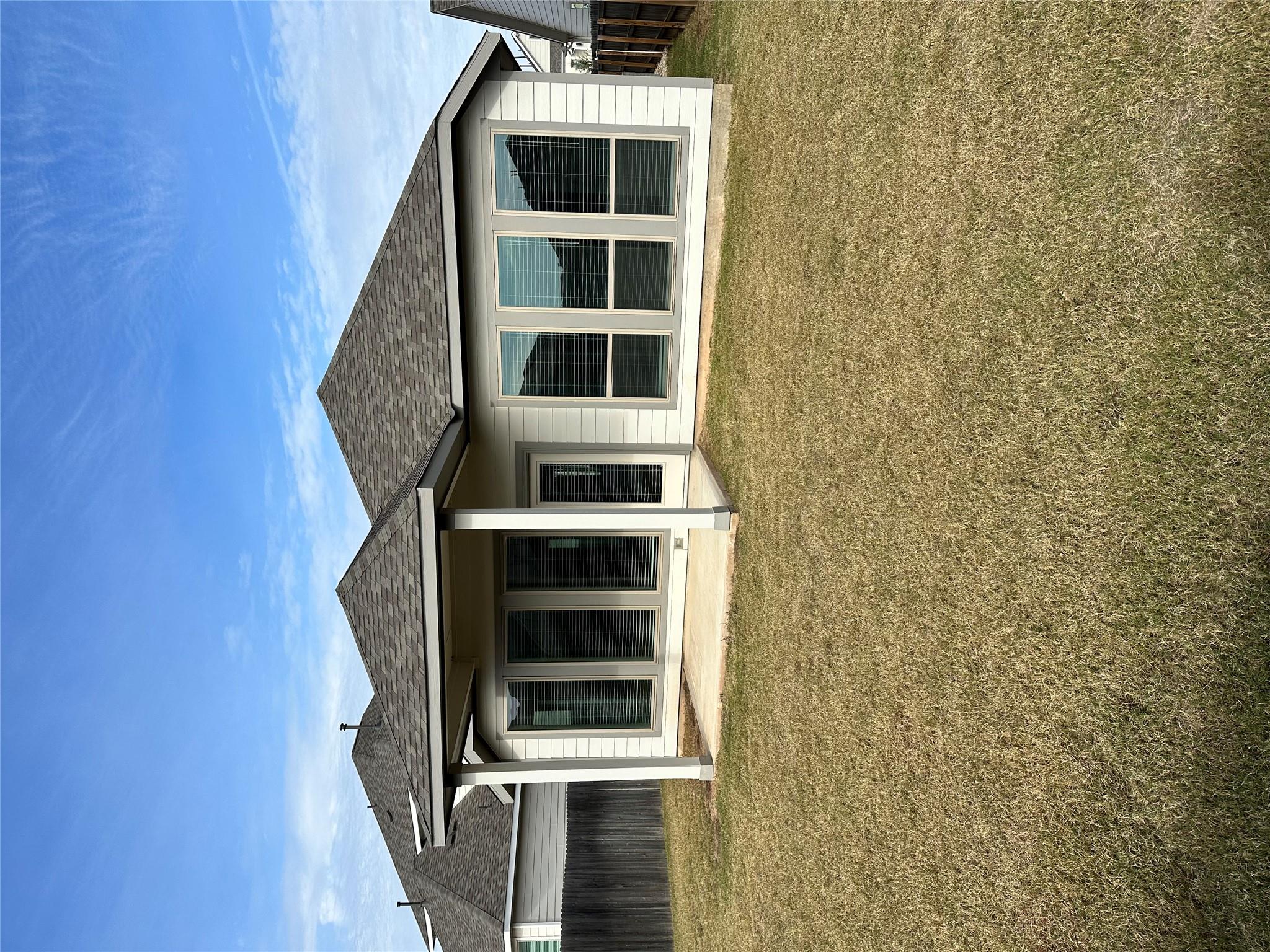 136 Los Olives Ln Property Photo 2