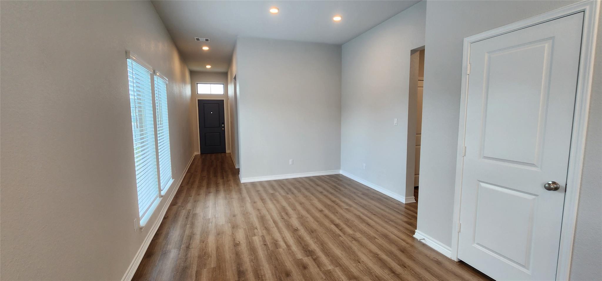 136 Los Olives Ln Property Photo 7