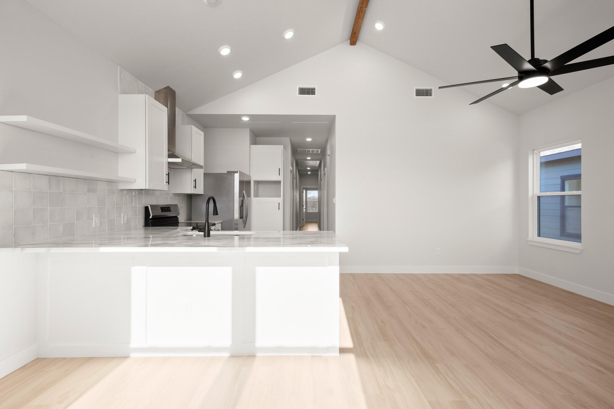 306 S Avenue P Ave #a Property Photo 17