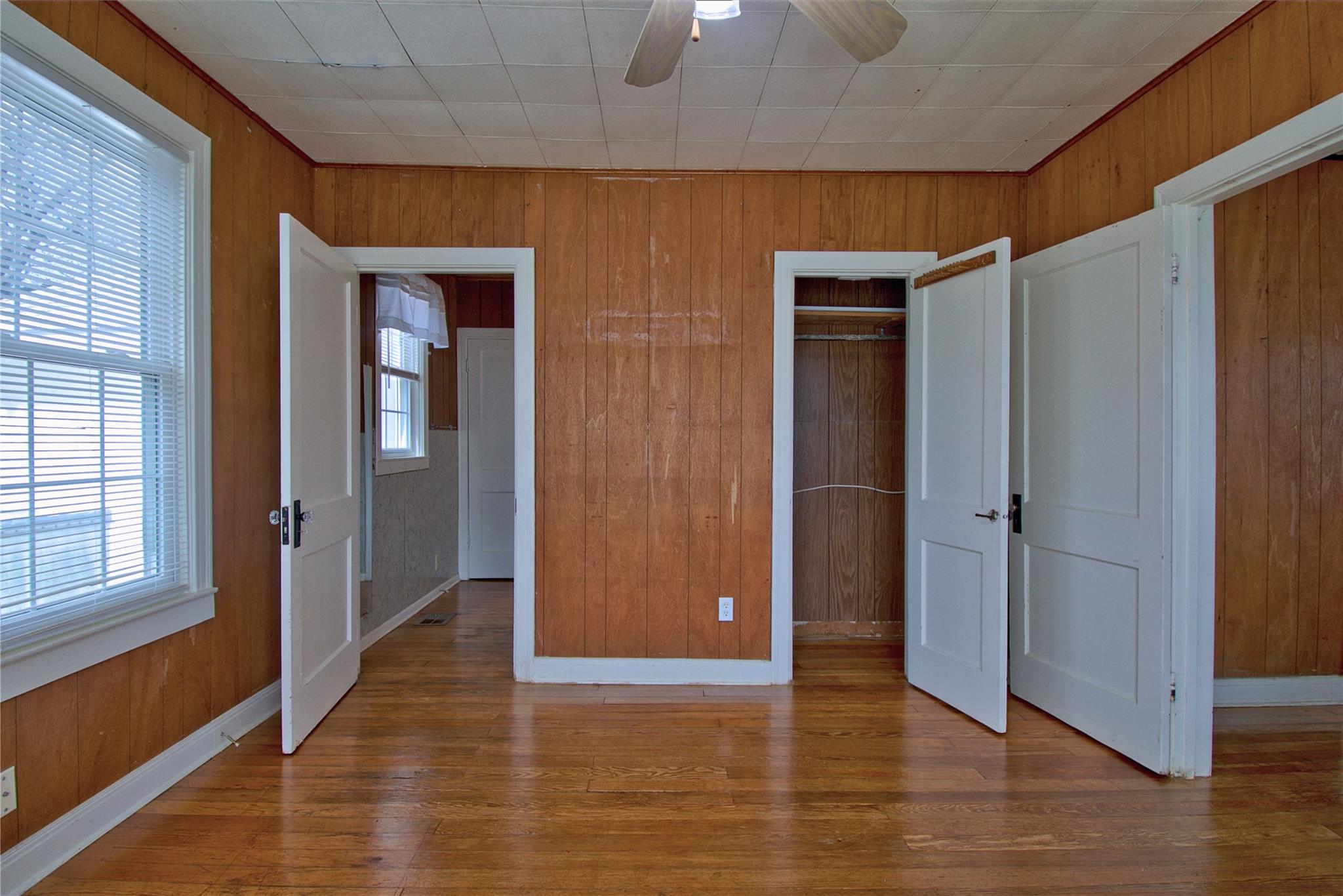 8402 Elroy Rd Property Photo 11