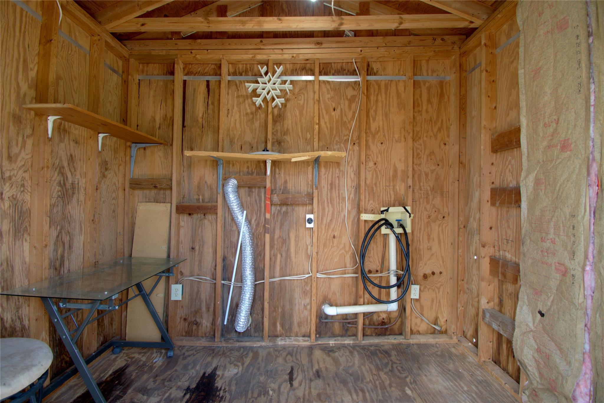 8402 Elroy Rd Property Photo 13