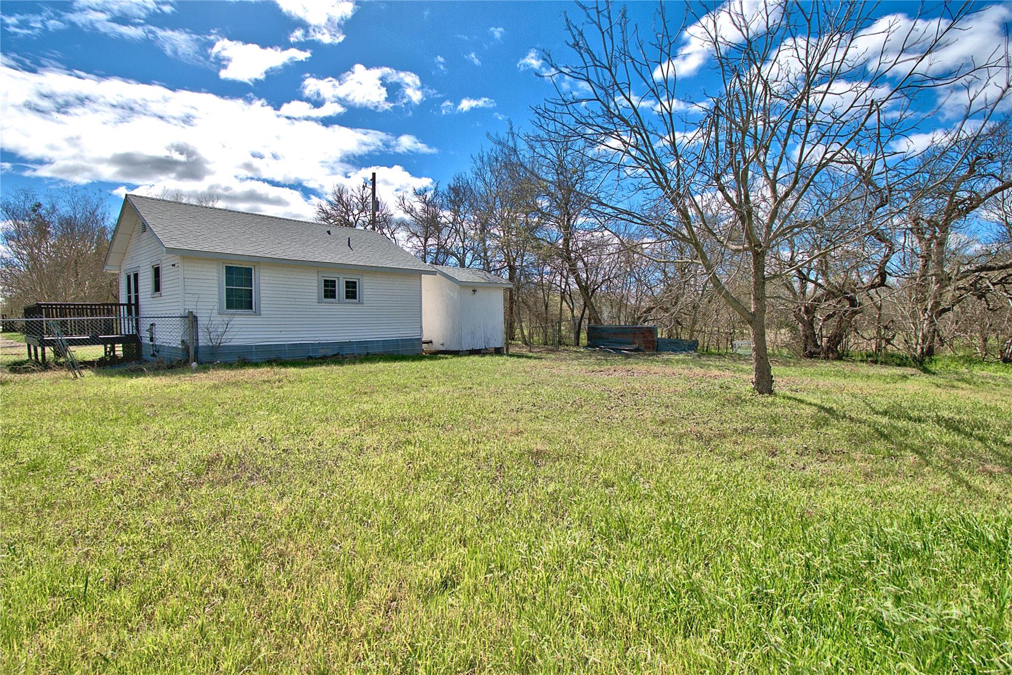 8402 Elroy Rd Property Photo 16