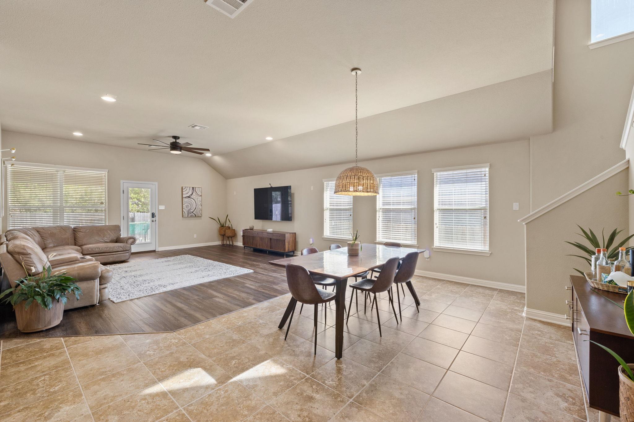 2941 Magellan Way Property Photo 9