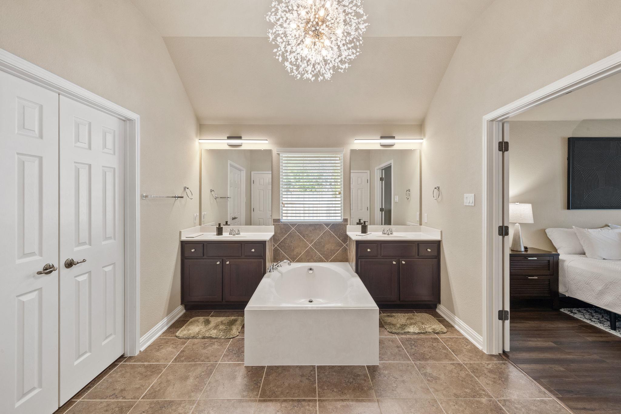 2941 Magellan Way Property Photo 14