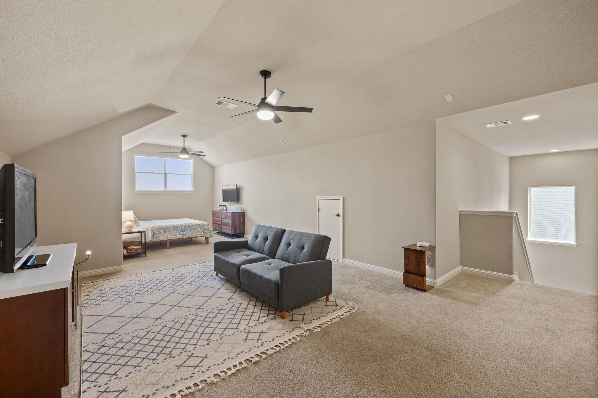 2941 Magellan Way Property Photo 24