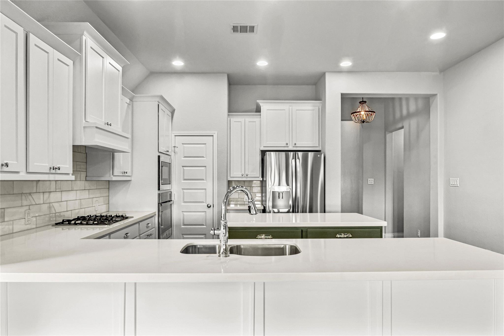 710 Blue Oak Blvd Property Photo 12