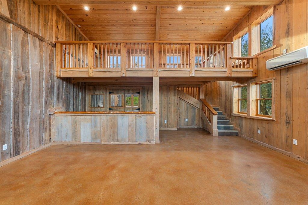 700 Ledgerock Rd Property Photo 3