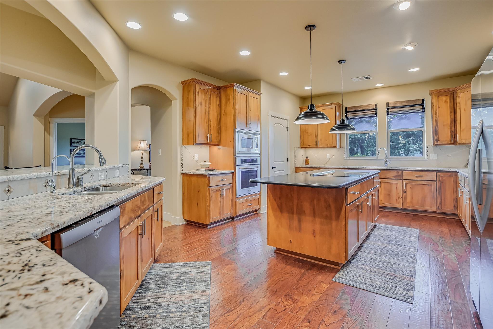 2551 Wolf Creek Ranch Rd Property Photo 7