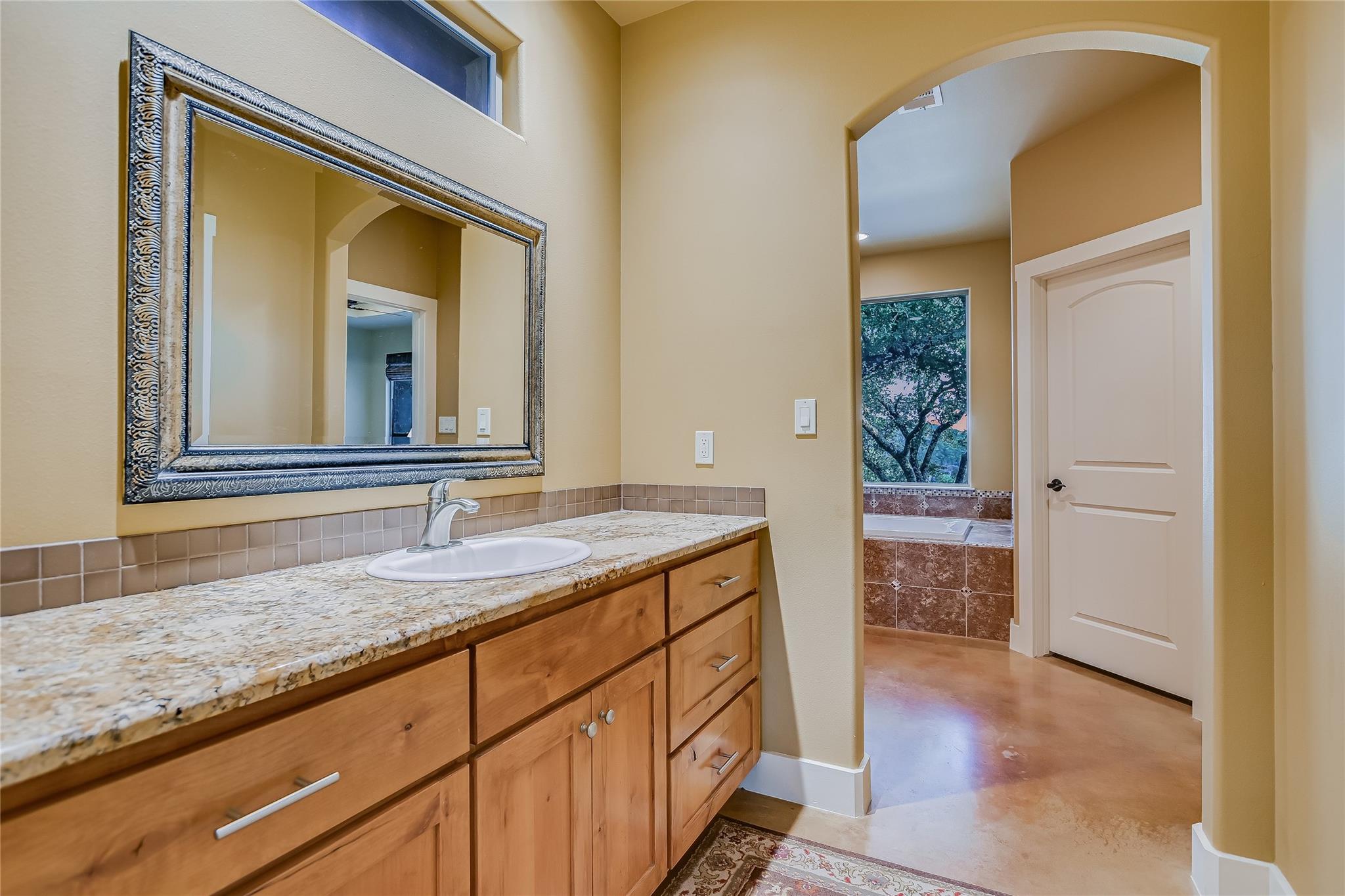 2551 Wolf Creek Ranch Rd Property Photo 16