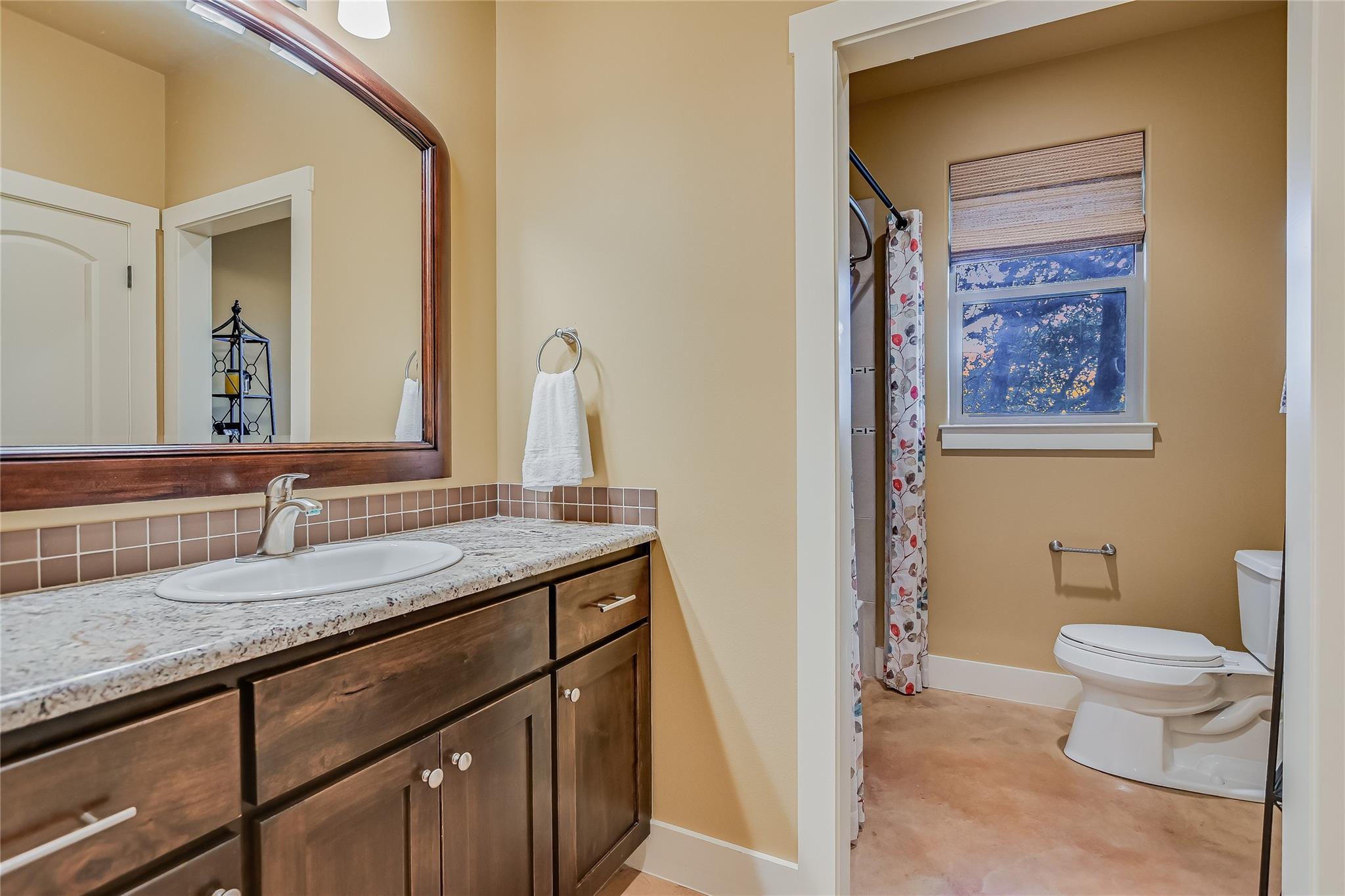 2551 Wolf Creek Ranch Rd Property Photo 21