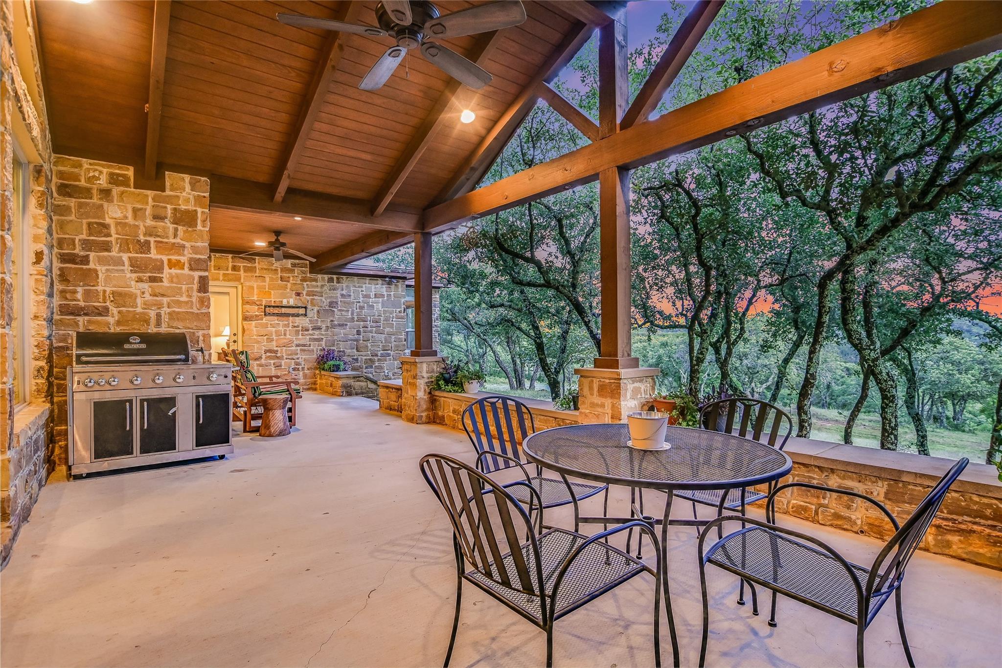 2551 Wolf Creek Ranch Rd Property Photo 24