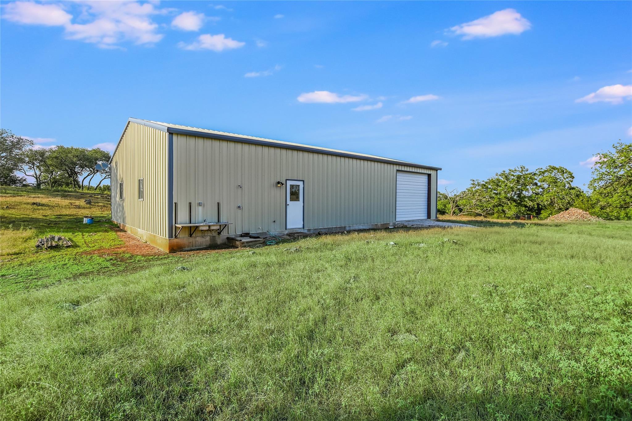 2551 Wolf Creek Ranch Rd Property Photo 31