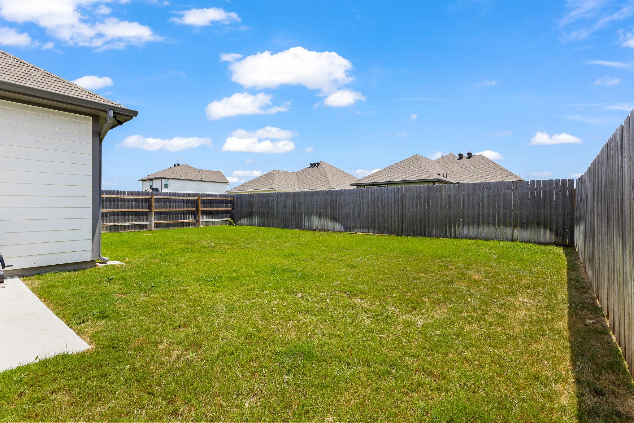 242 Boatright Blvd Property Photo 24