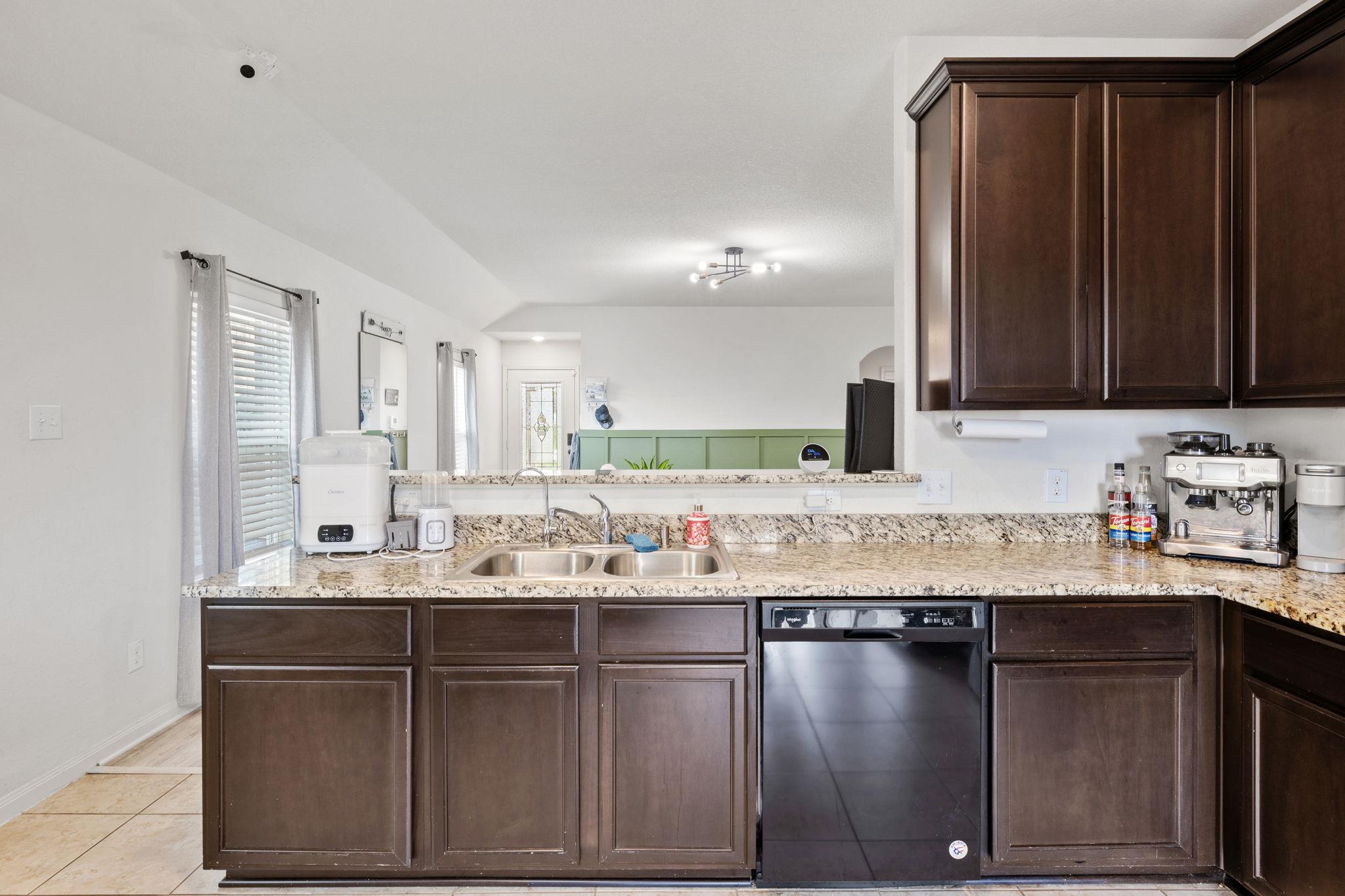 19920 Woodrow Wilson St Property Photo 12