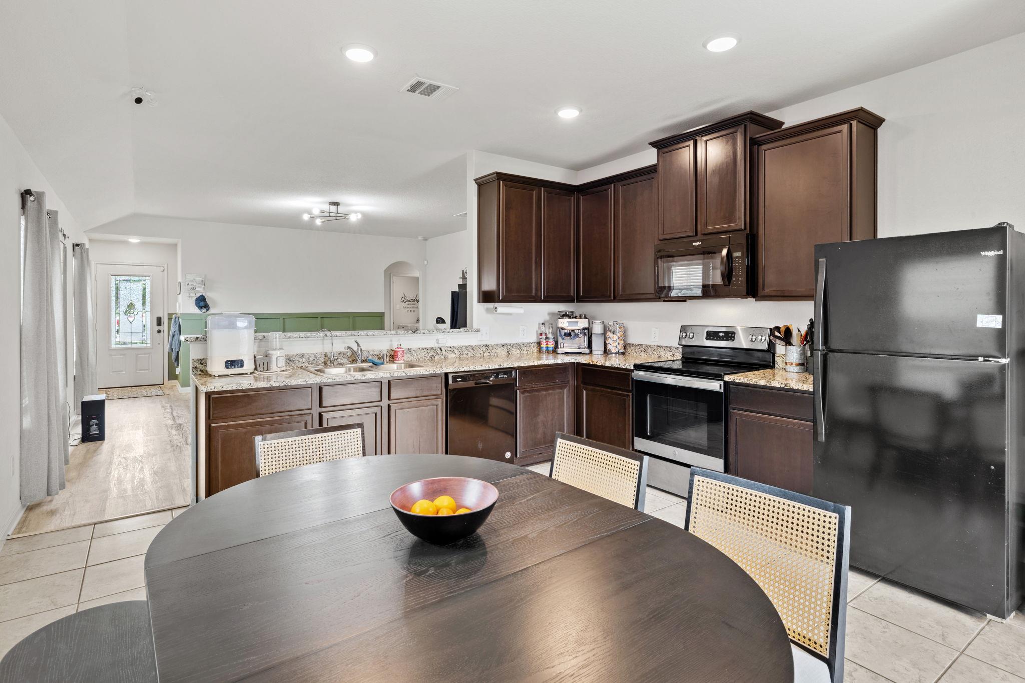 19920 Woodrow Wilson St Property Photo 13