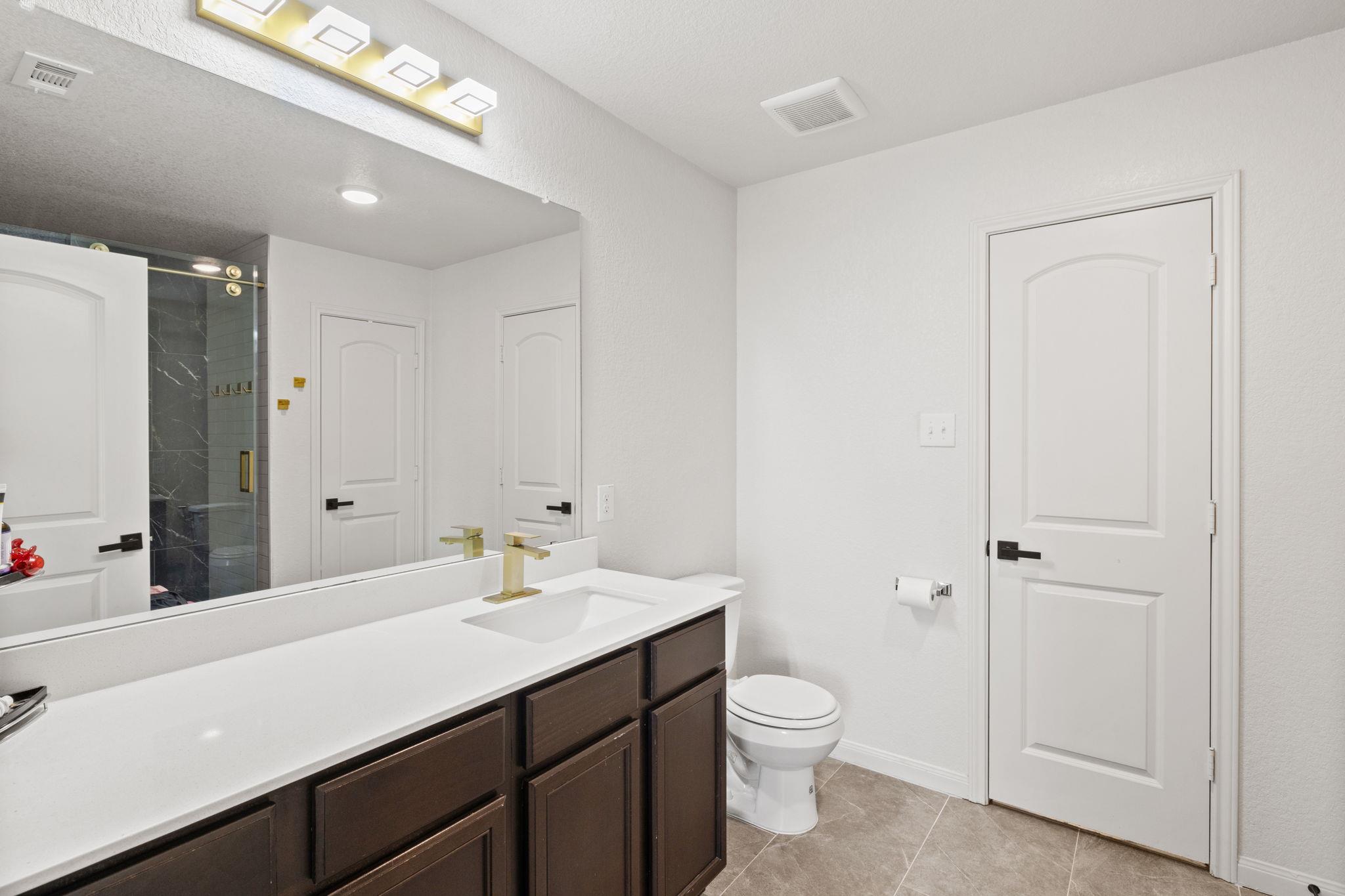 19920 Woodrow Wilson St Property Photo 16