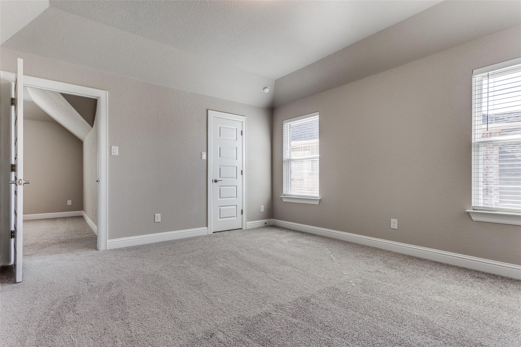 305 Barrel Bnd Property Photo 14