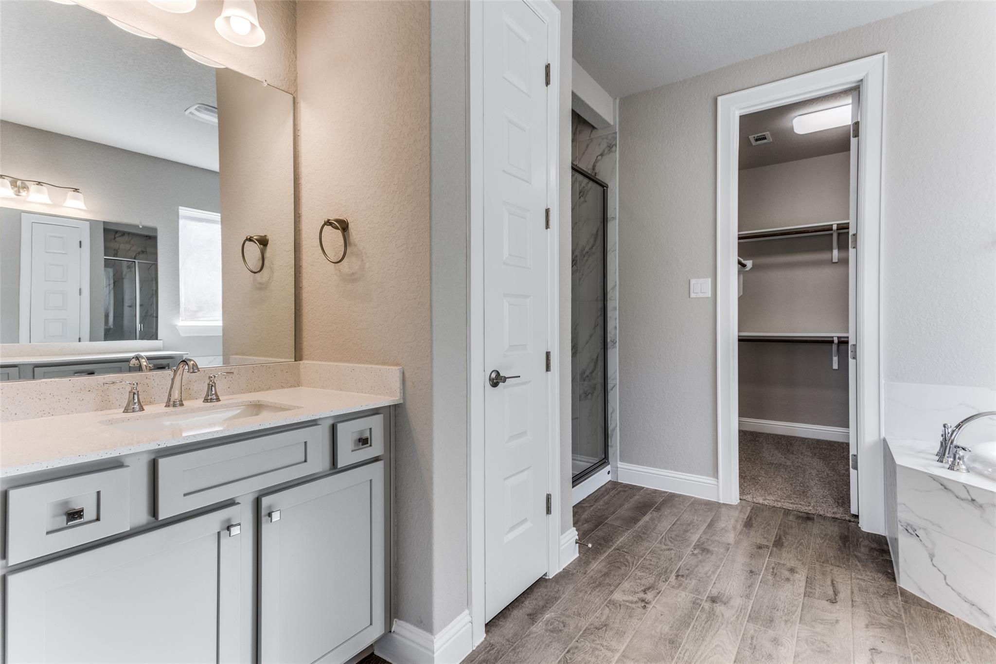 305 Barrel Bnd Property Photo 19