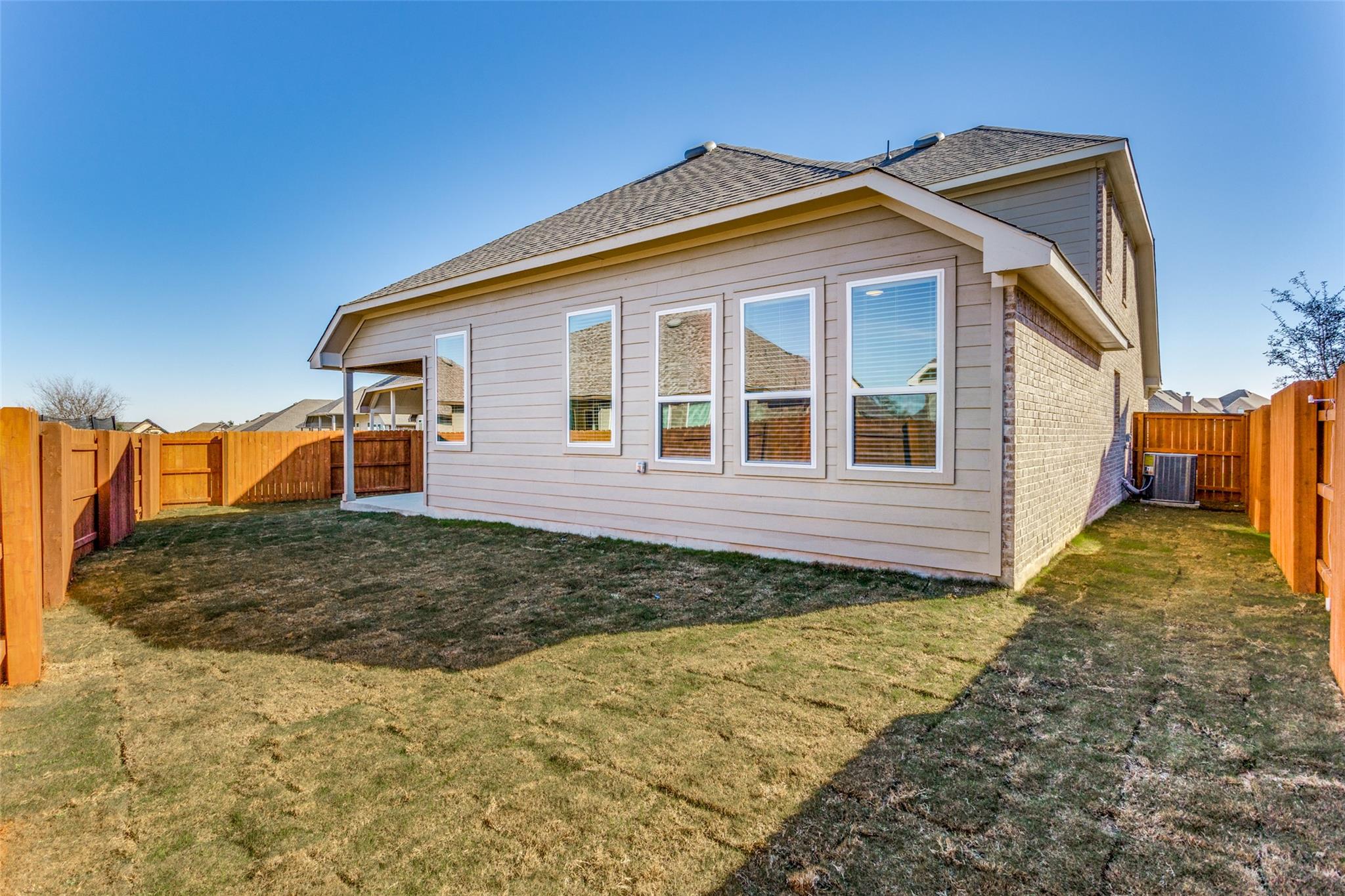 305 Barrel Bnd Property Photo 25