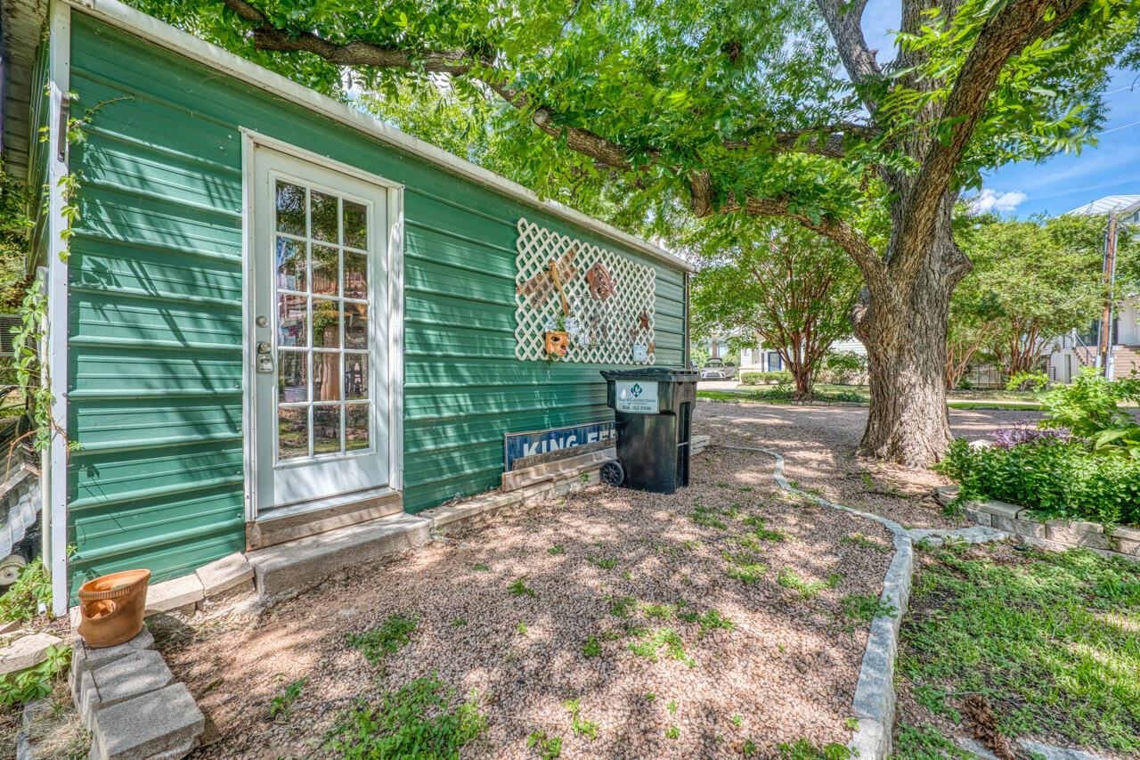 1605 Glencove Dr Property Photo 29