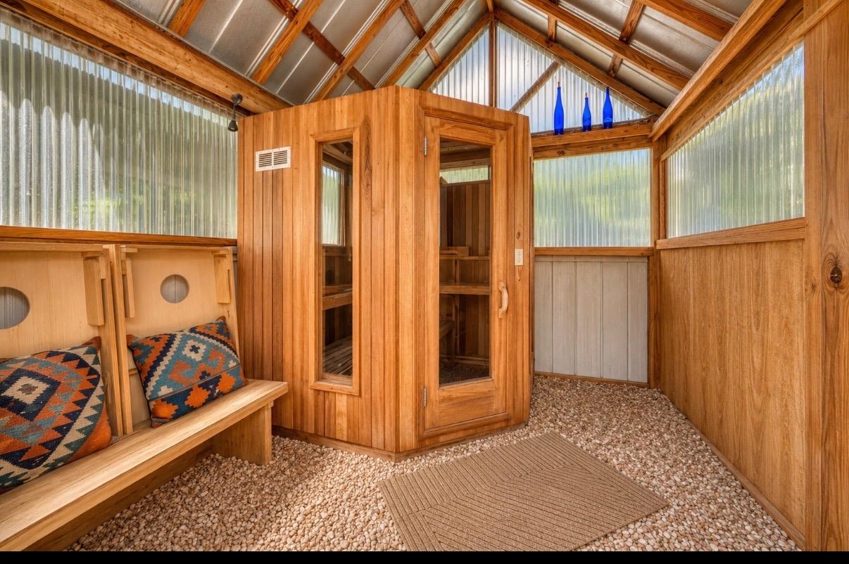 1605 Glencove Dr Property Photo 30