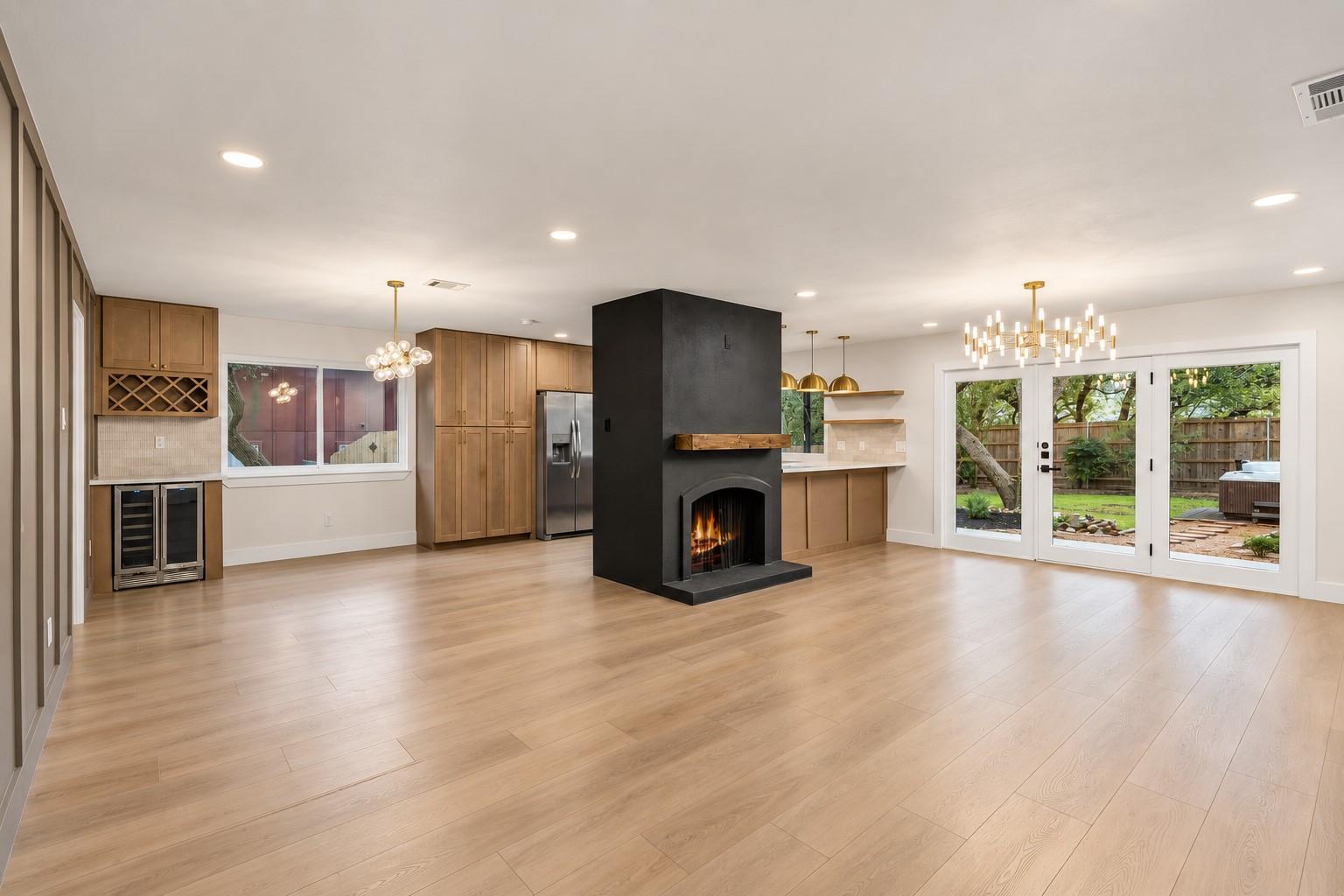 11819 Highland Oaks Trl Property Photo 5