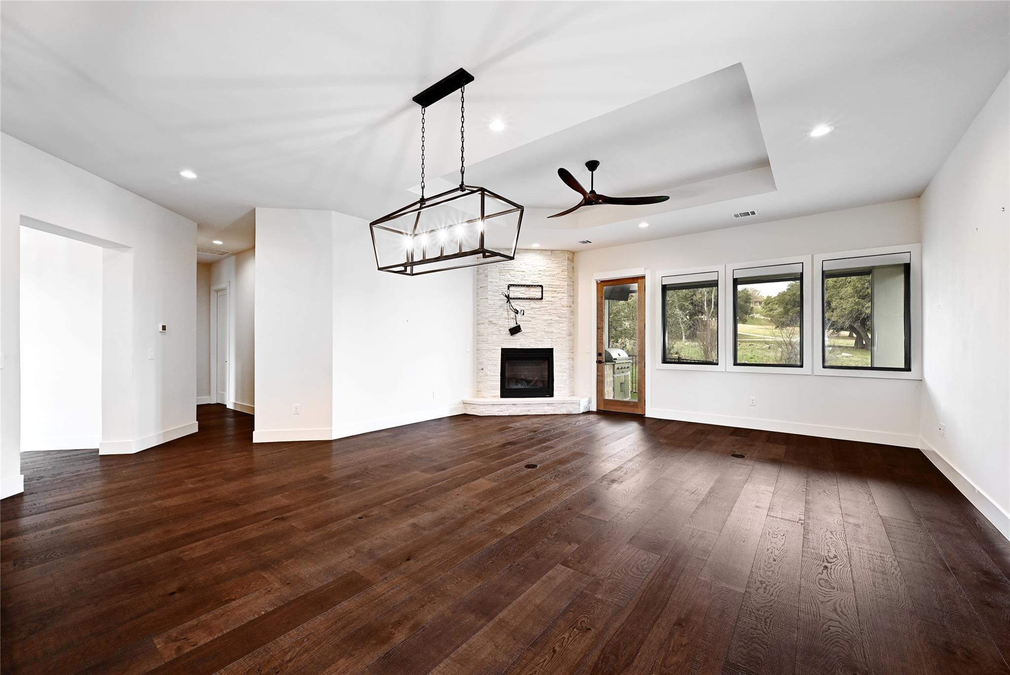 1928 Art Adams Way Property Photo 6