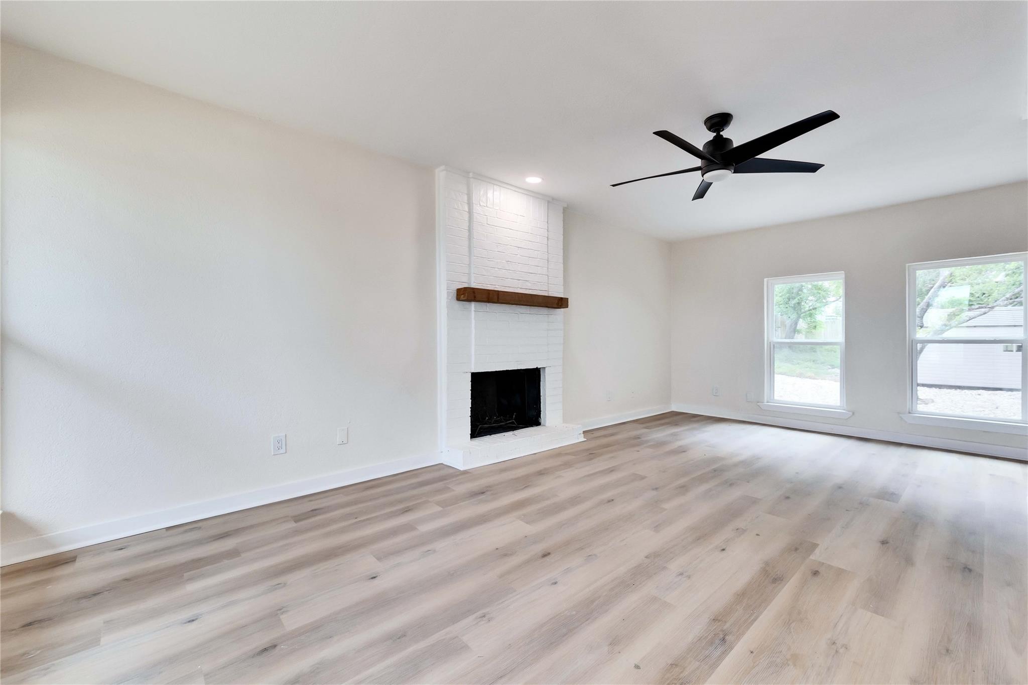 1905 Woodland Ave #a Property Photo 9