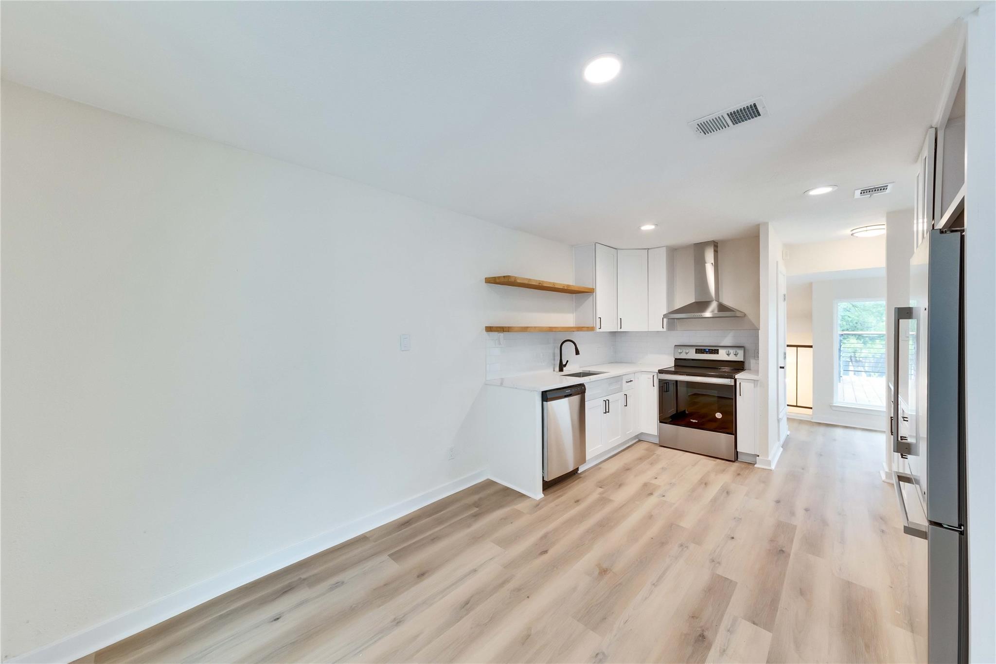 1905 Woodland Ave #a Property Photo 15