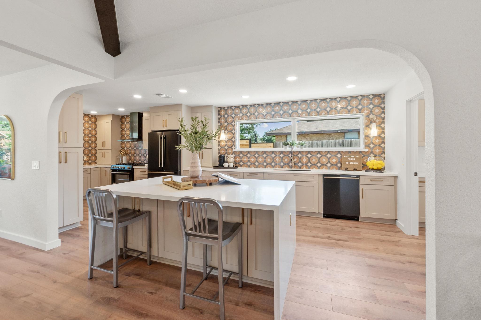 11010 Froke Cedar Trl Property Photo 5