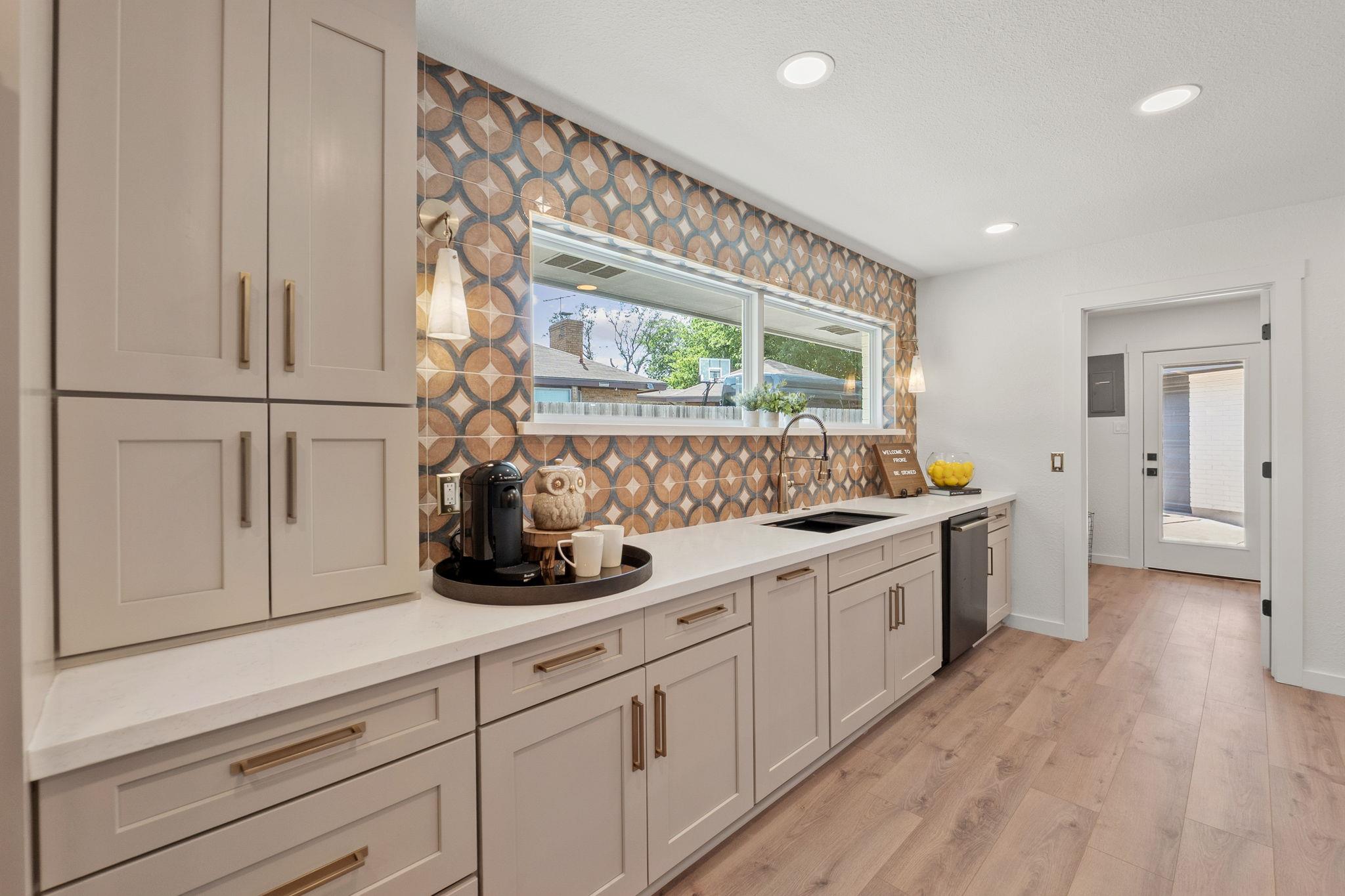 11010 Froke Cedar Trl Property Photo 16