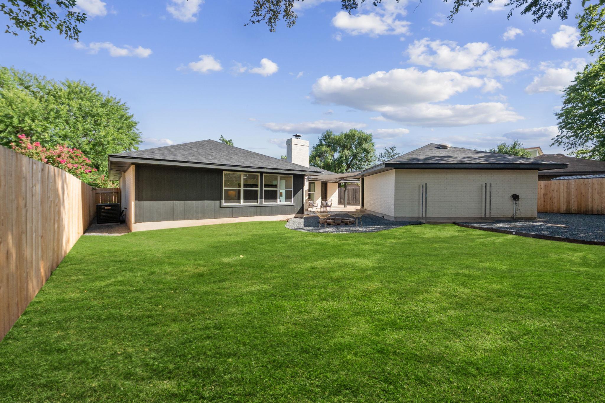 11010 Froke Cedar Trl Property Photo 37