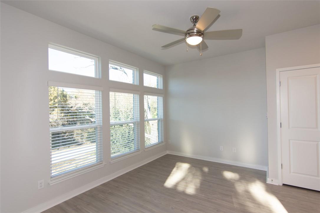 605 W South St #431 Property Photo 7