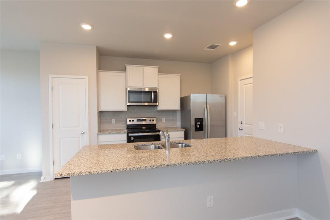 605 W South St #431 Property Photo 13