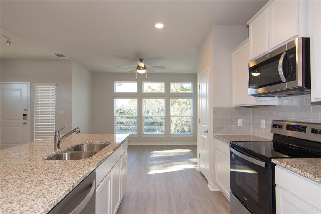 605 W South St #431 Property Photo 15