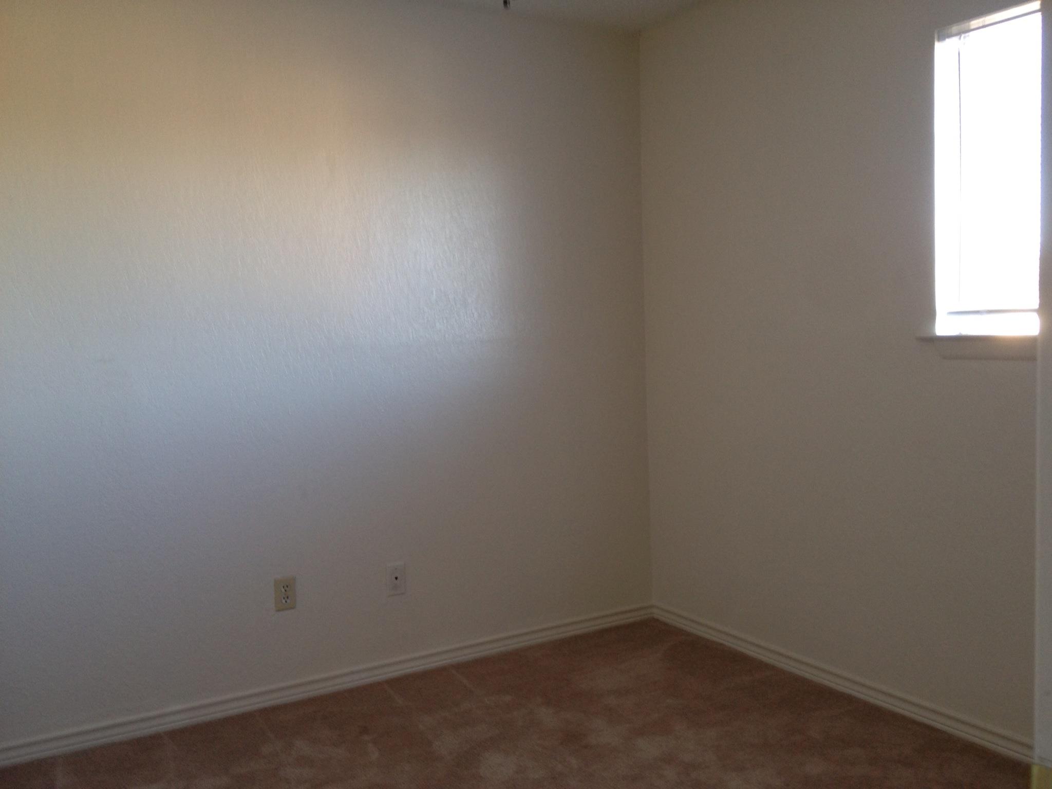 232 Craddock Ave Property Photo 8
